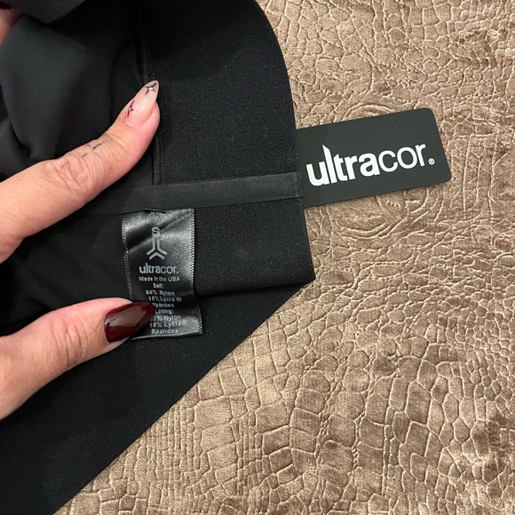 Ultracor Black & Gold Eye Sports Bra - Picture 3 of 3